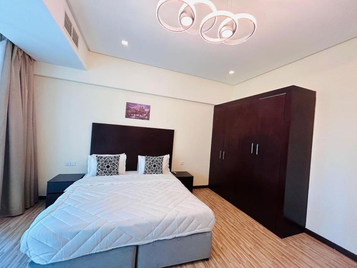 Two Bedroom Palm Stay Manama Exterior photo